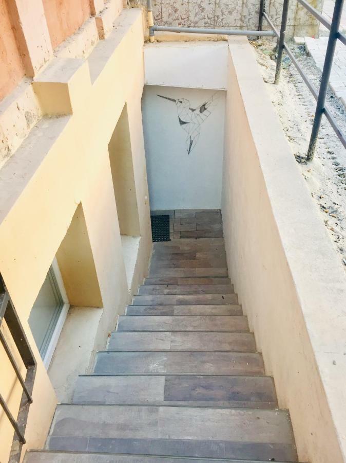 Small Underground Apartment At The Center 赫尔松 外观 照片